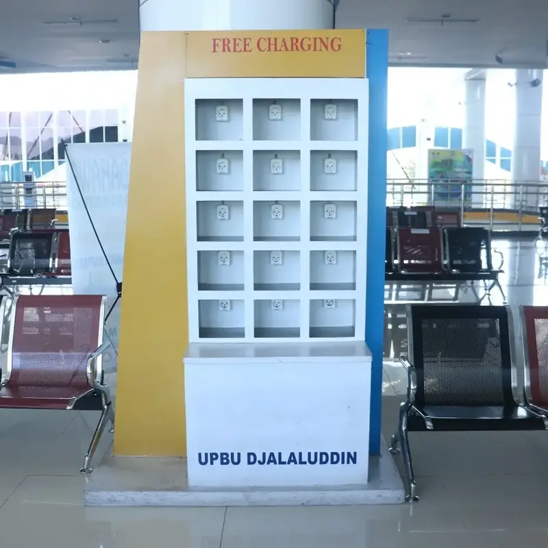 Charging Station (Area Ruang Tunggu)